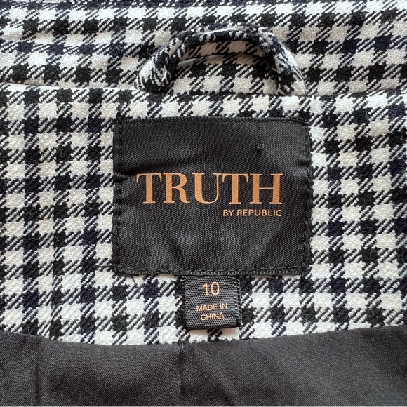 ⭐️ Truth by Republic Cropped Houndstooth Jacket Size 10 - Picture 7 of 15